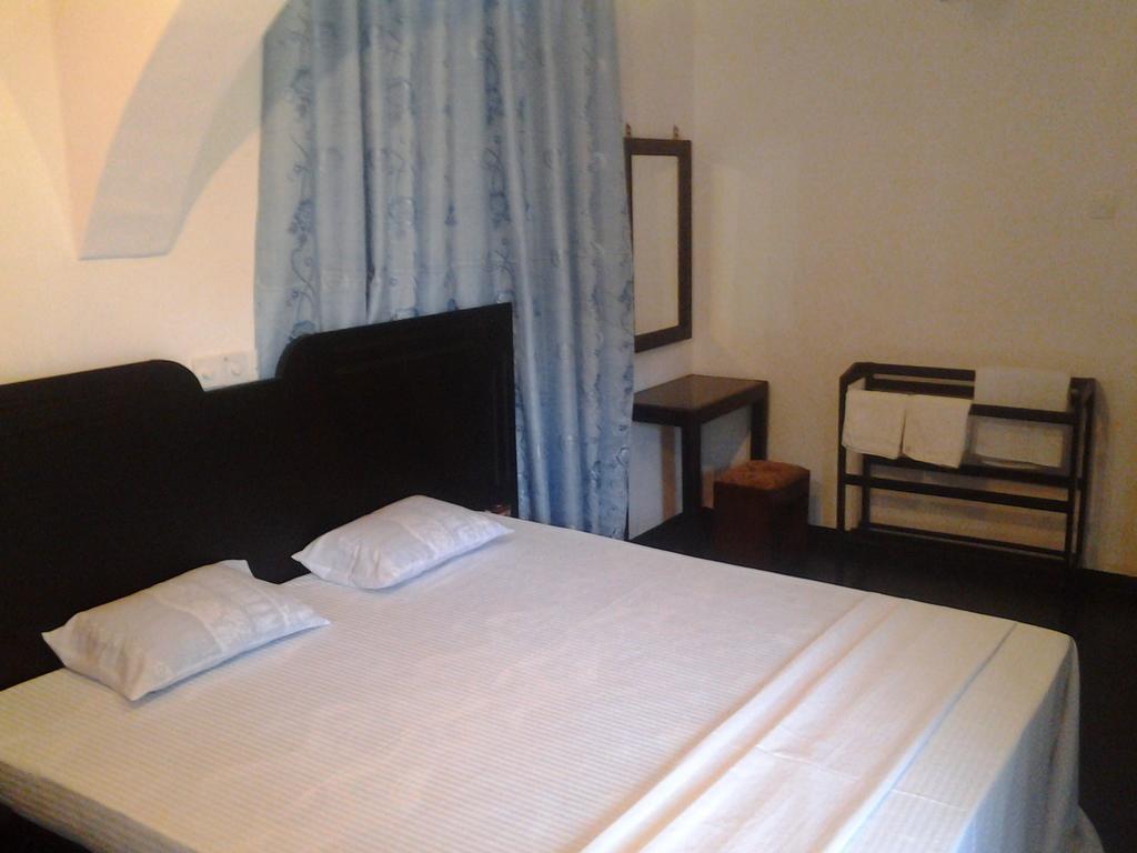 Sunray Villa And Resort Unawatuna Quarto foto
